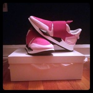 NWB Guaranteed Authentic Givenchy Stretch Elastic